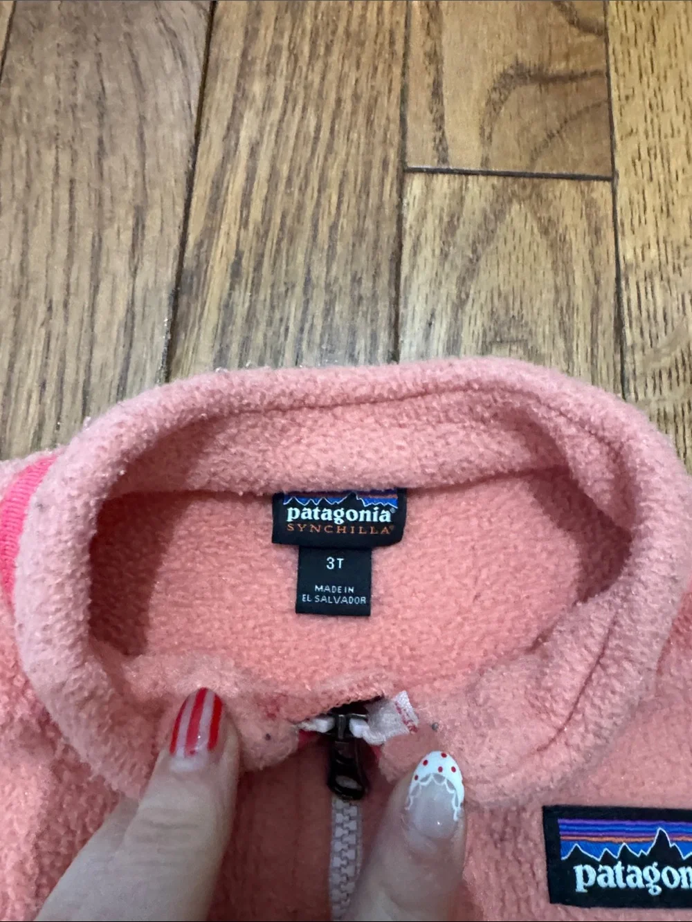 Patagonia Pink Girls' Sleeveless Fleece Vest - Picture 2 of 4